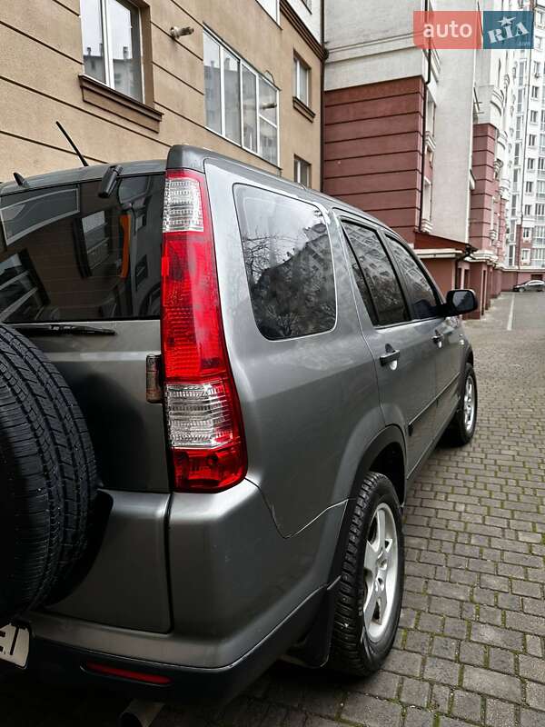 Внедорожник / Кроссовер Honda CR-V 2005 в Ивано-Франковске