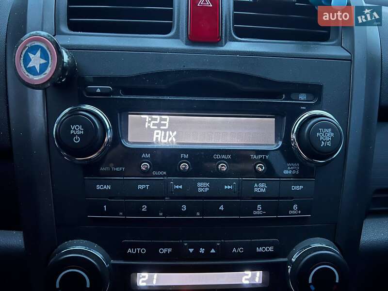 Позашляховик / Кросовер Honda CR-V 2008 в Києві