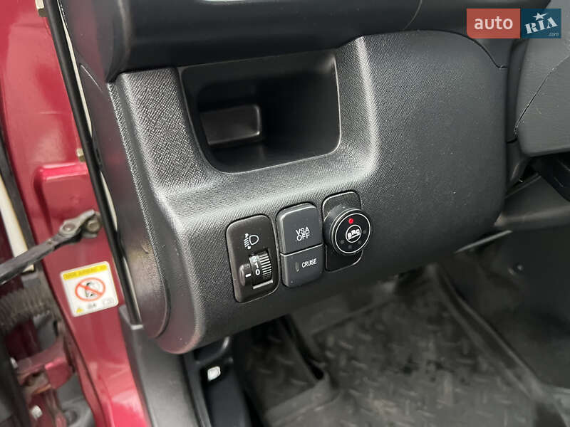 Позашляховик / Кросовер Honda CR-V 2005 в Києві