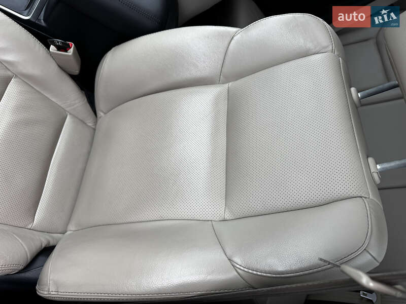 Позашляховик / Кросовер Honda CR-V 2016 в Києві