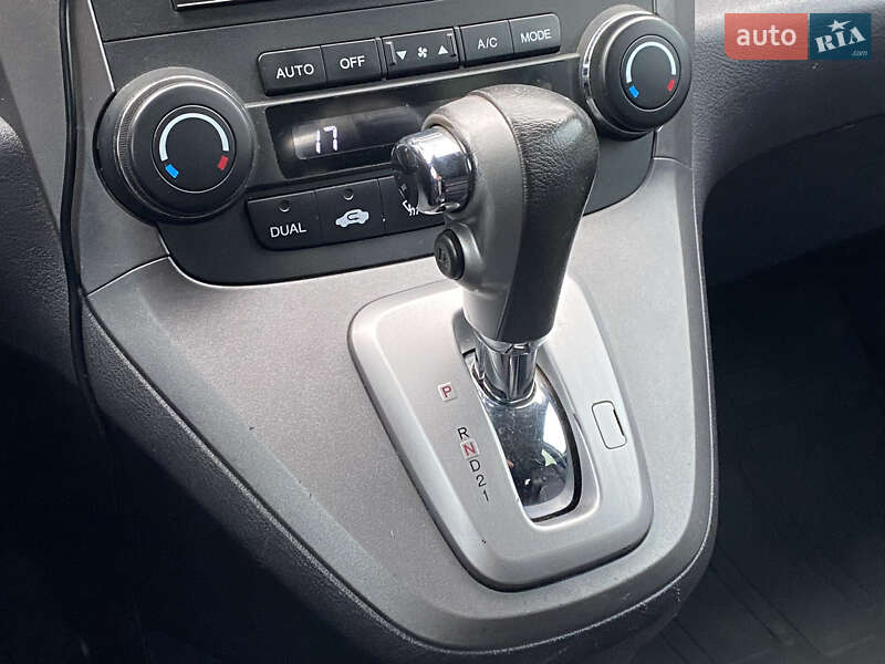 Позашляховик / Кросовер Honda CR-V 2007 в Києві фото 22 Позашляховик / Кросовер Honda CR-V 2007 в Києві