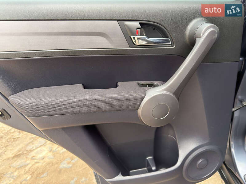 Позашляховик / Кросовер Honda CR-V 2009 в Охтирці фото 28 Позашляховик / Кросовер Honda CR-V 2009 в Охтирці