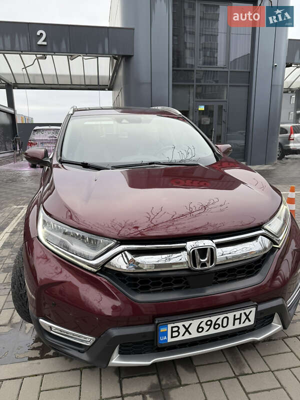 Внедорожник / Кроссовер Honda CR-V 2018 в Хмельницком