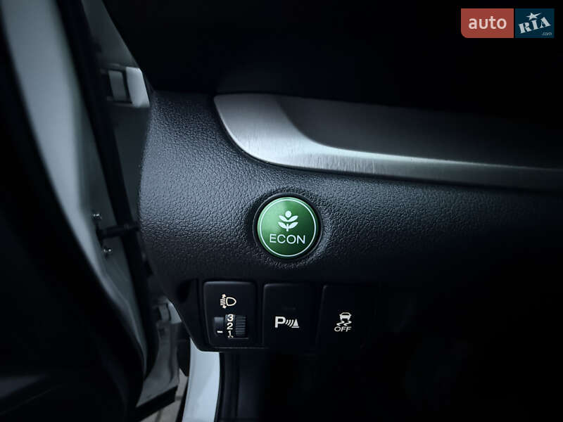 Внедорожник / Кроссовер Honda CR-V 2015 в Виннице фото 13 Внедорожник / Кроссовер Honda CR-V 2015 в Виннице