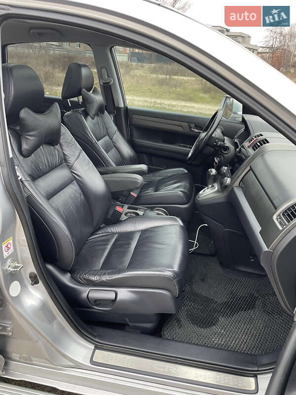 Позашляховик / Кросовер Honda CR-V 2011 в Києві