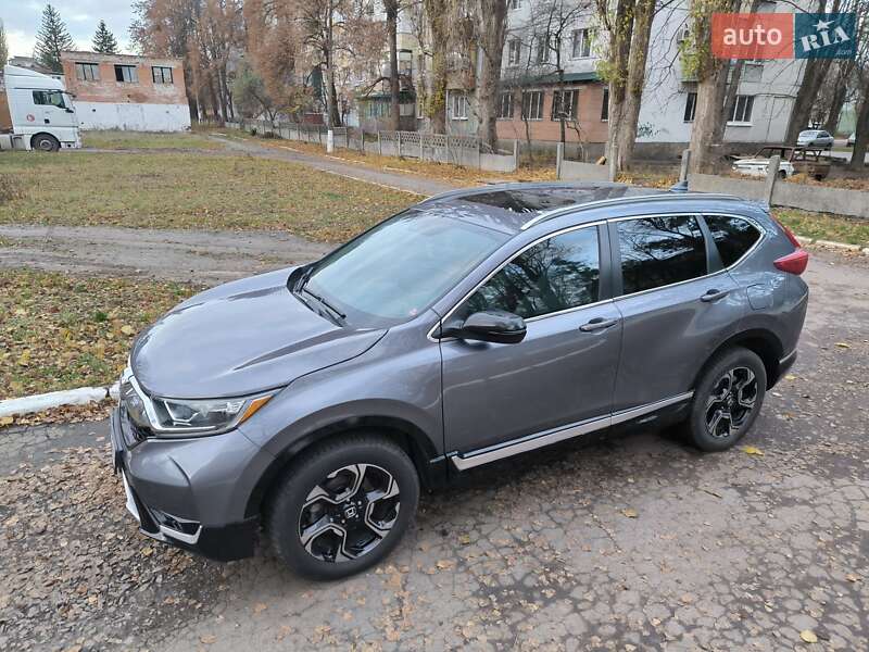 Внедорожник / Кроссовер Honda CR-V 2016 в Полтаве