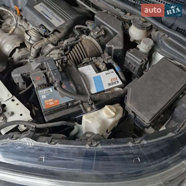 Позашляховик / Кросовер Honda CR-V 2015 в Олександрівці