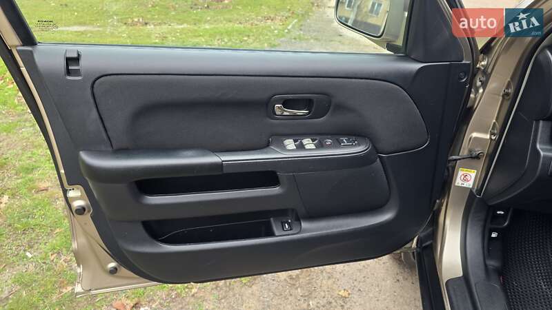 Позашляховик / Кросовер Honda CR-V 2006 в Дніпрі фото 45 Позашляховик / Кросовер Honda CR-V 2006 в Дніпрі
