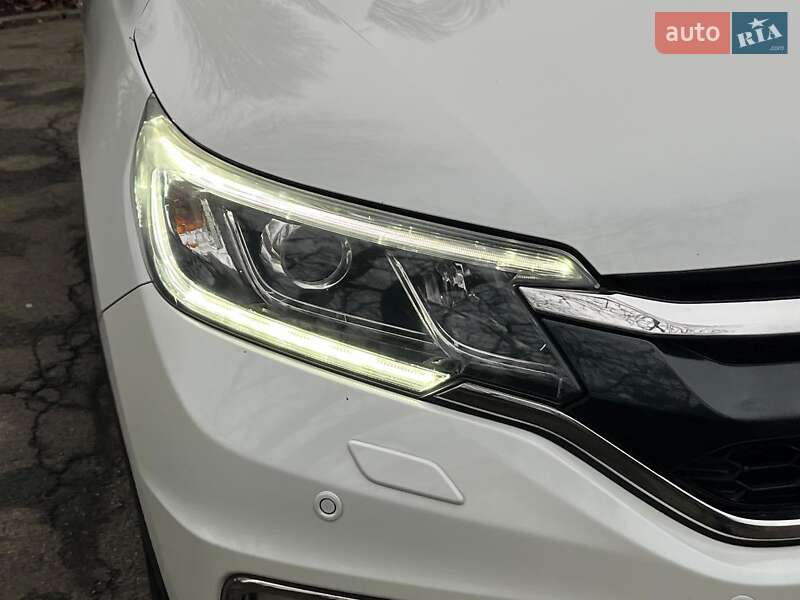 Позашляховик / Кросовер Honda CR-V 2016 в Києві