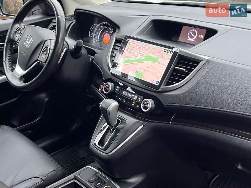 Позашляховик / Кросовер Honda CR-V 2016 в Києві