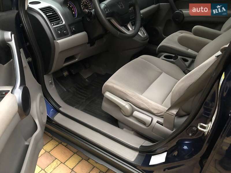 Позашляховик / Кросовер Honda CR-V 2009 в Охтирці