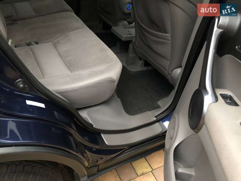 Позашляховик / Кросовер Honda CR-V 2009 в Охтирці