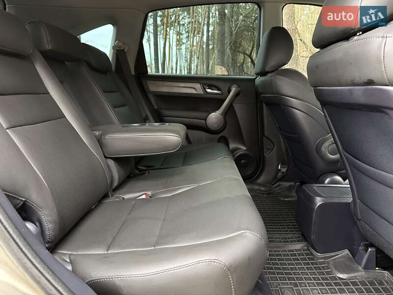 Позашляховик / Кросовер Honda CR-V 2009 в Києві
