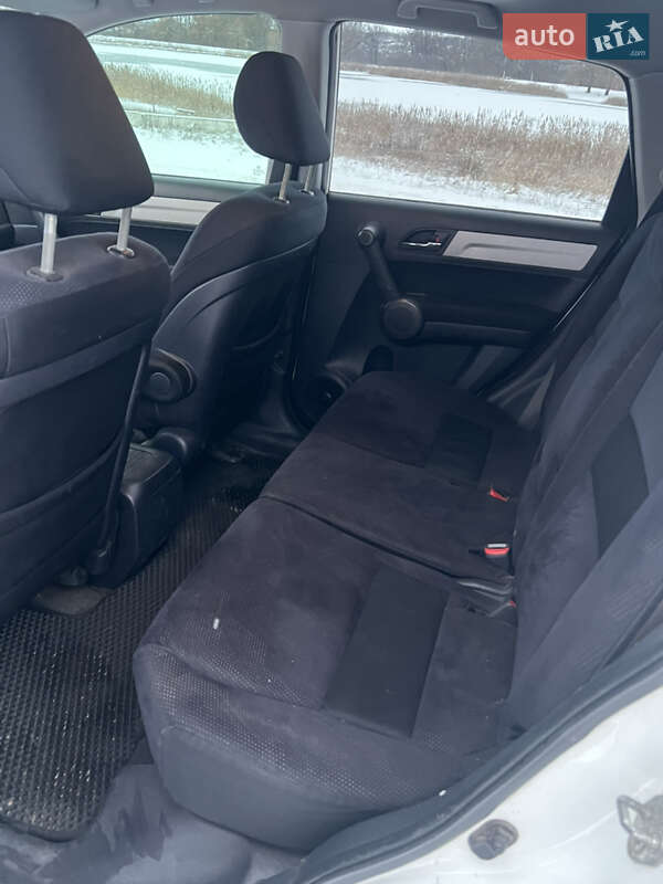Позашляховик / Кросовер Honda CR-V 2011 в Богодухіву