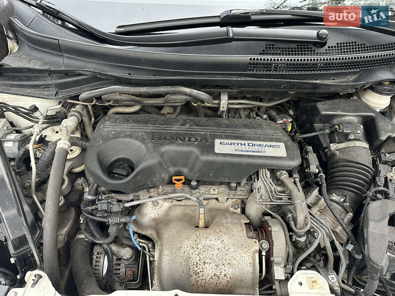 Внедорожник / Кроссовер Honda CR-V 2017 в Киеве