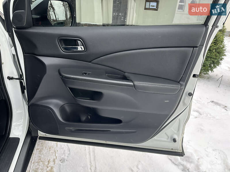 Внедорожник / Кроссовер Honda CR-V 2017 в Киеве