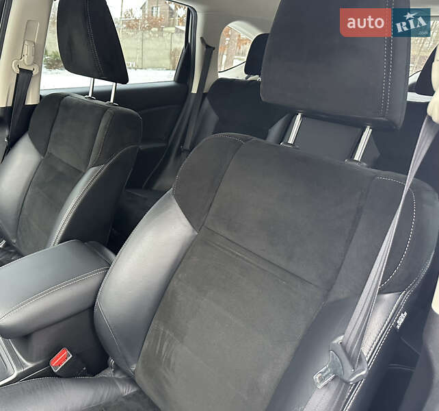 Внедорожник / Кроссовер Honda CR-V 2017 в Киеве