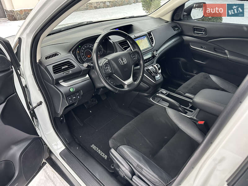 Внедорожник / Кроссовер Honda CR-V 2017 в Киеве