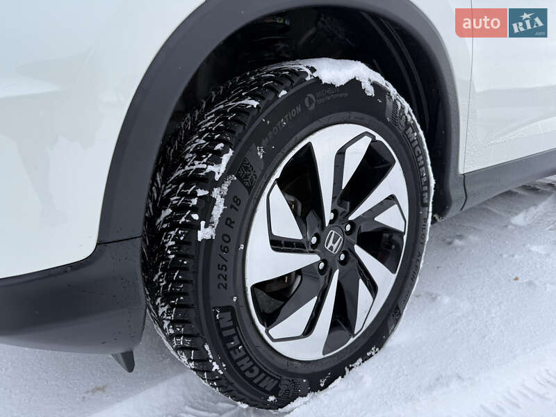Позашляховик / Кросовер Honda CR-V 2016 в Дніпрі
