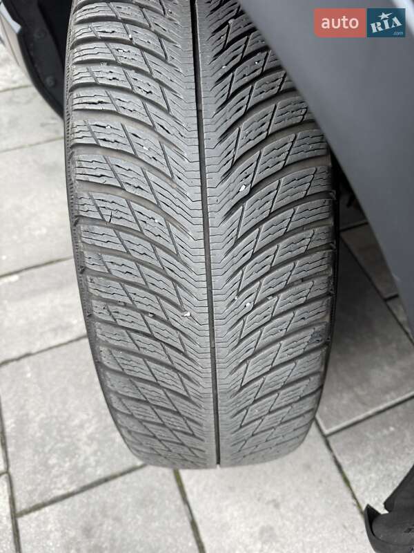 Внедорожник / Кроссовер Honda CR-V 2018 в Киеве