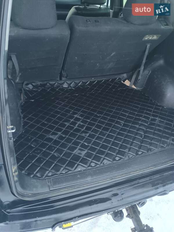 Позашляховик / Кросовер Honda CR-V 2003 в Чорткові