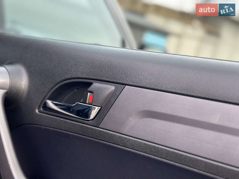 Внедорожник / Кроссовер Honda CR-V 2008 в Дрогобыче