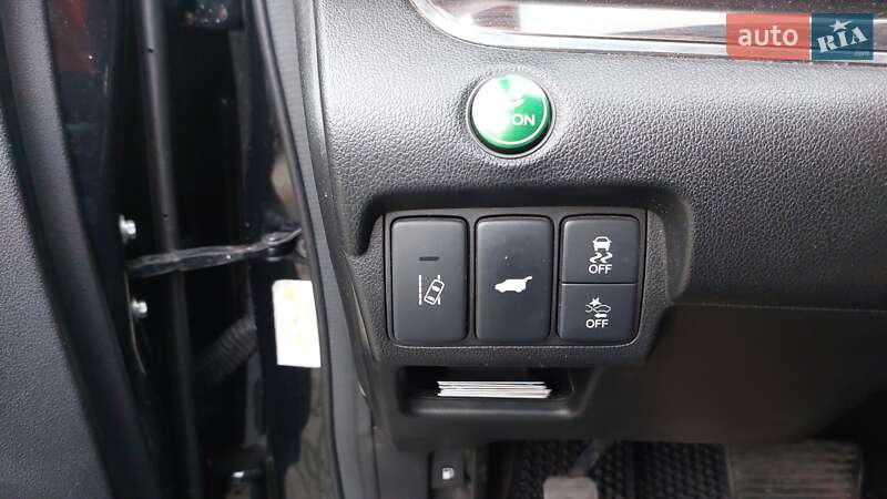 Внедорожник / Кроссовер Honda CR-V 2016 в Одессе