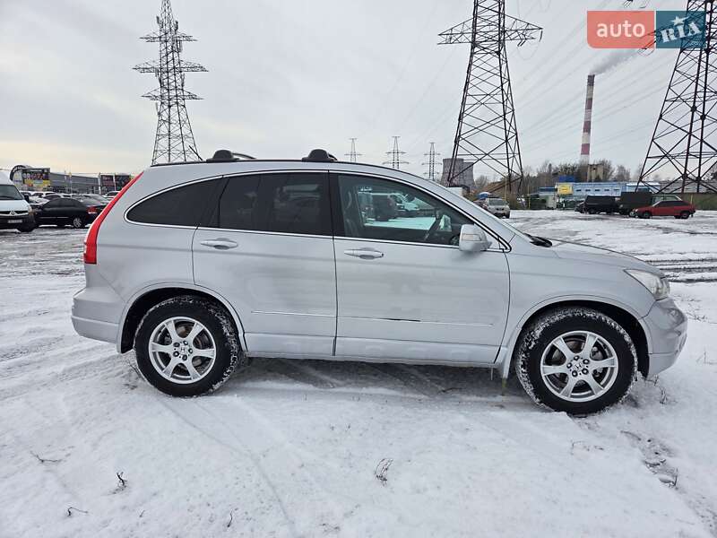 Позашляховик / Кросовер Honda CR-V 2011 в Харкові