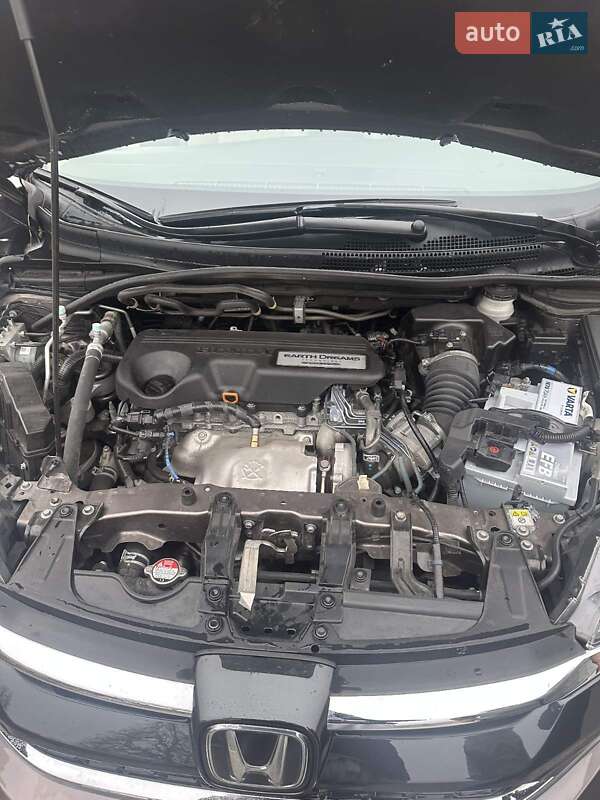 Позашляховик / Кросовер Honda CR-V 2016 в Городенці