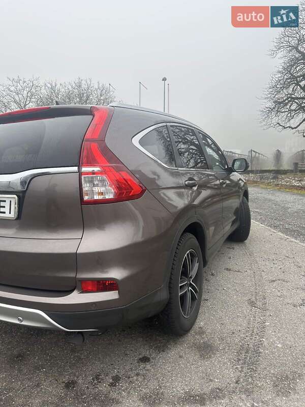 Позашляховик / Кросовер Honda CR-V 2016 в Городенці