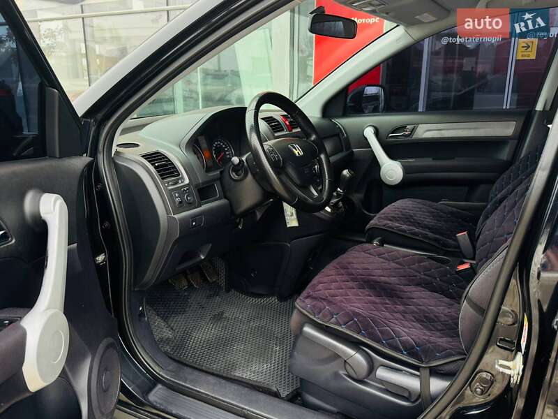 Внедорожник / Кроссовер Honda CR-V 2007 в Тернополе