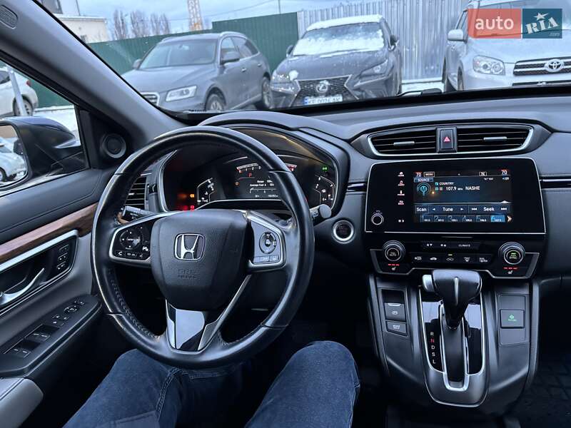 Внедорожник / Кроссовер Honda CR-V 2017 в Киеве
