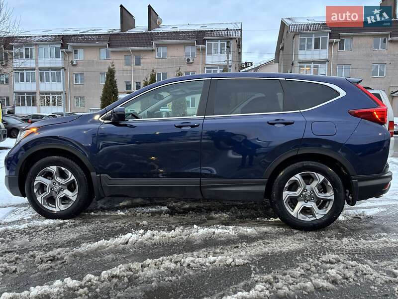 Внедорожник / Кроссовер Honda CR-V 2017 в Киеве