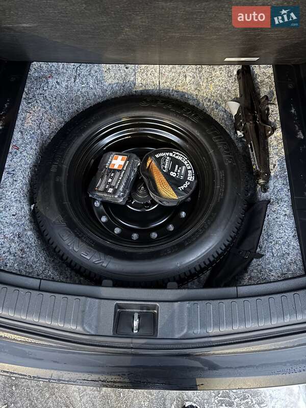 Внедорожник / Кроссовер Honda CR-V 2017 в Киеве