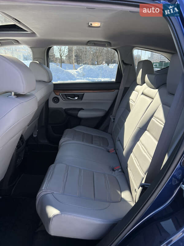 Внедорожник / Кроссовер Honda CR-V 2017 в Киеве фото 47 Внедорожник / Кроссовер Honda CR-V 2017 в Киеве