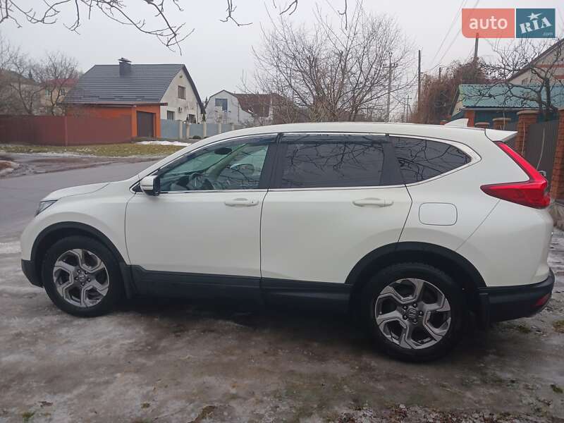 Внедорожник / Кроссовер Honda CR-V 2018 в Полтаве