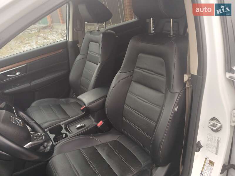Внедорожник / Кроссовер Honda CR-V 2018 в Полтаве