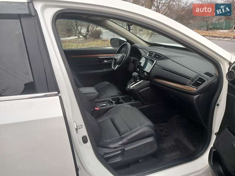 Внедорожник / Кроссовер Honda CR-V 2018 в Полтаве