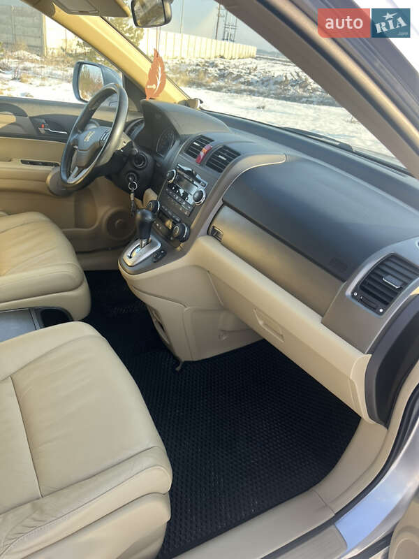 Внедорожник / Кроссовер Honda CR-V 2007 в Жовкве