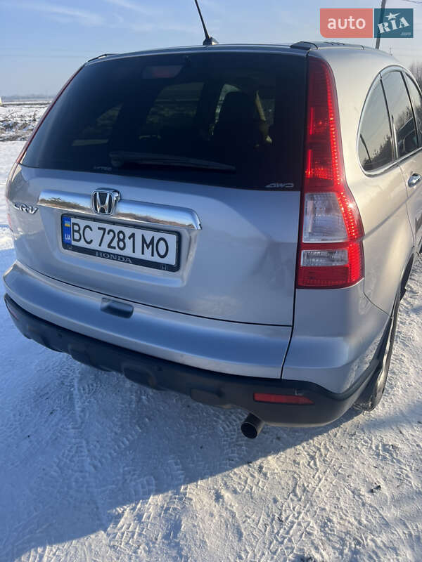Внедорожник / Кроссовер Honda CR-V 2007 в Жовкве