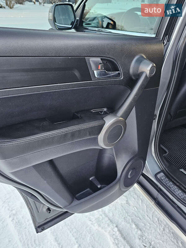 Внедорожник / Кроссовер Honda CR-V 2010 в Киеве