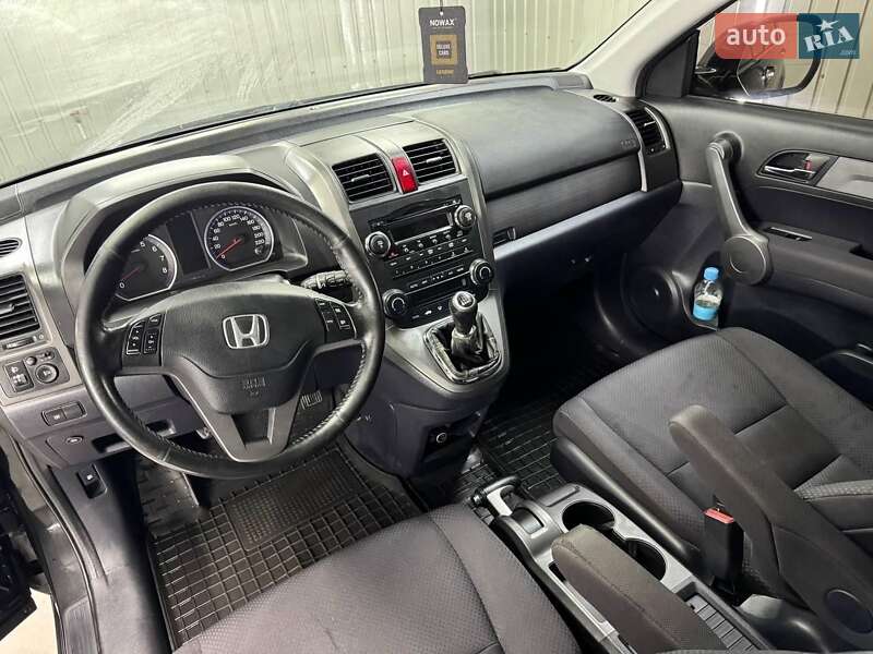 Внедорожник / Кроссовер Honda CR-V 2009 в Черновцах
