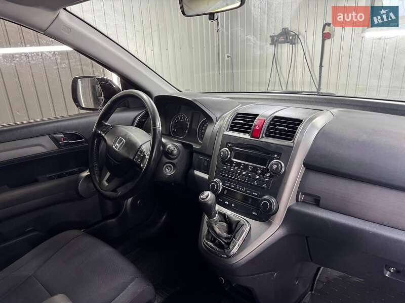 Внедорожник / Кроссовер Honda CR-V 2009 в Черновцах