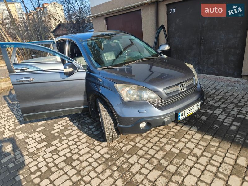 Внедорожник / Кроссовер Honda CR-V 2008 в Ивано-Франковске