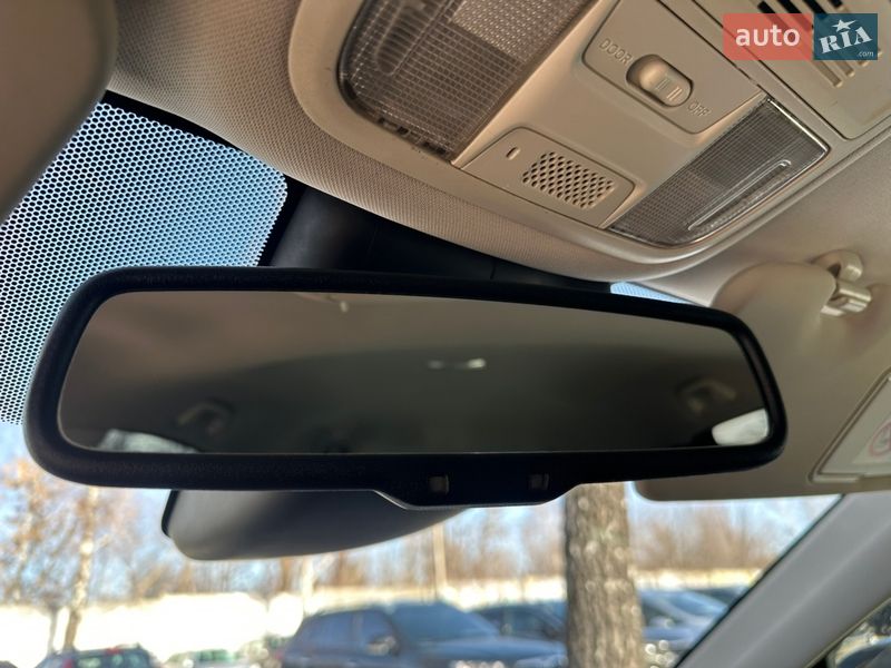 Внедорожник / Кроссовер Honda CR-V 2015 в Луцке