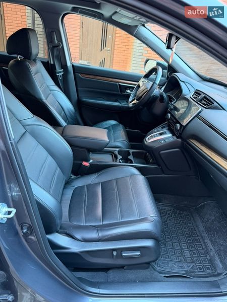 Внедорожник / Кроссовер Honda CR-V 2020 в Виннице