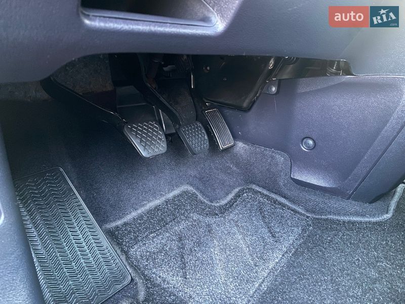 Внедорожник / Кроссовер Honda CR-V 2011 в Коломые