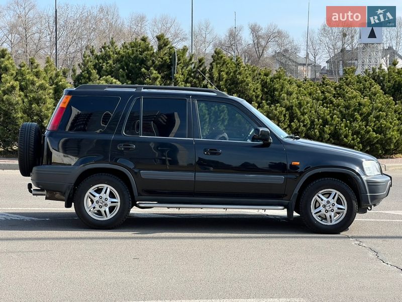 Внедорожник / Кроссовер Honda CR-V 1997 в Киеве