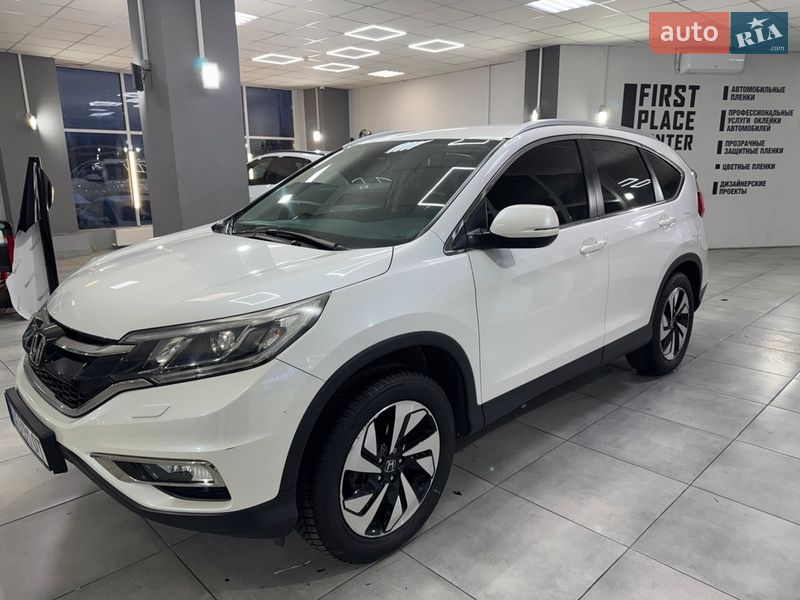 Внедорожник / Кроссовер Honda CR-V 2015 в Харькове