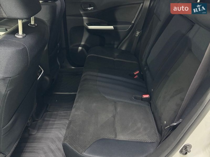 Внедорожник / Кроссовер Honda CR-V 2015 в Харькове